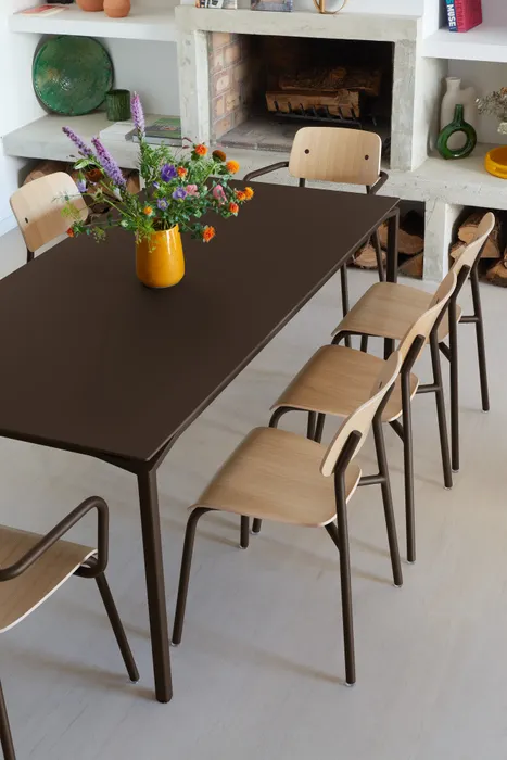 Table CALVI en FENIX 160x80 cm coloris Tonka