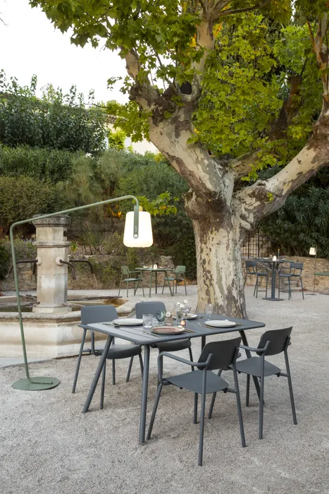Table Luxembourg 143x80 cm