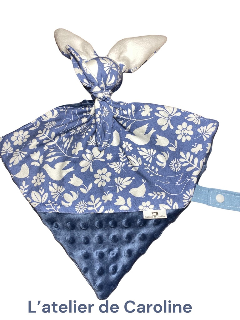 Doudou lapin avec attache tutu   