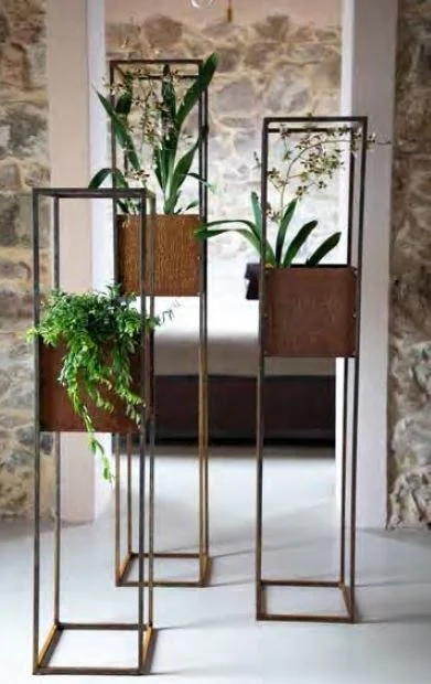 Col. Volante H160x25x25+pot 25
71700VOL16025
